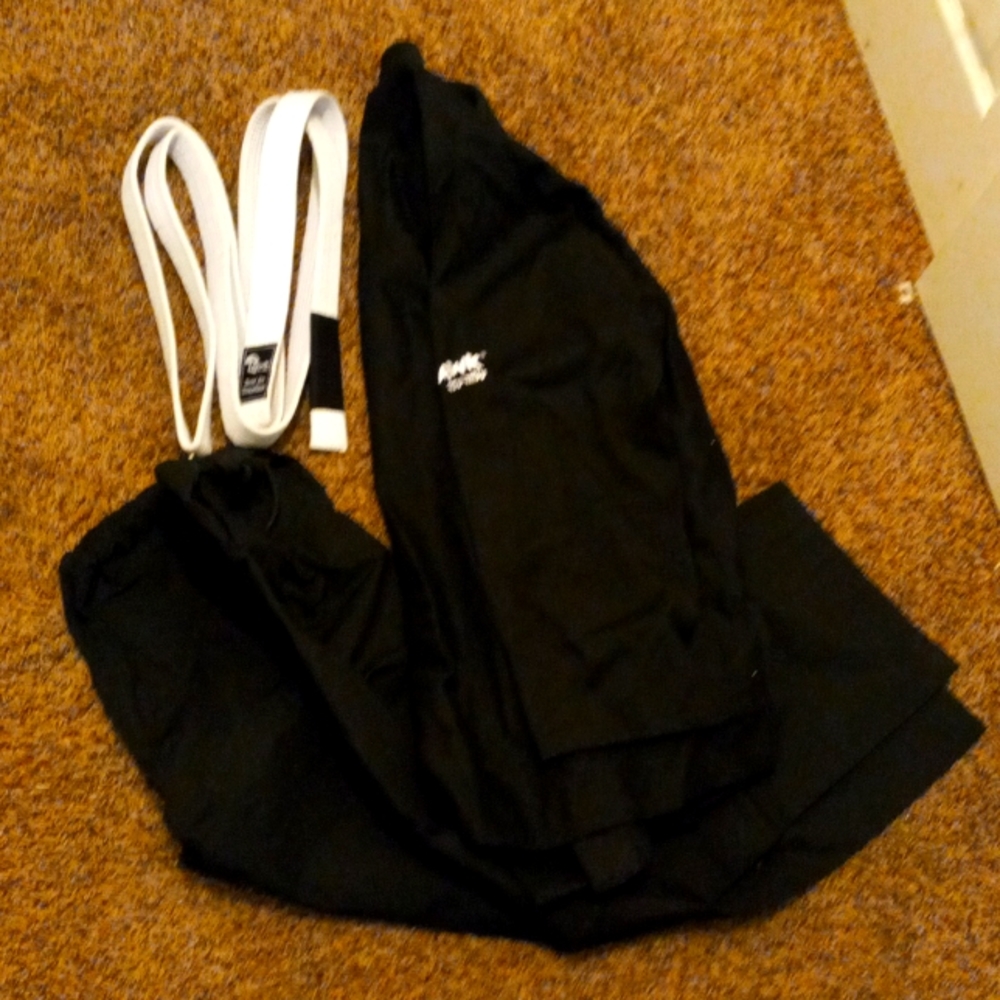 Hawk BJJ Gi - Picture 2 of 5